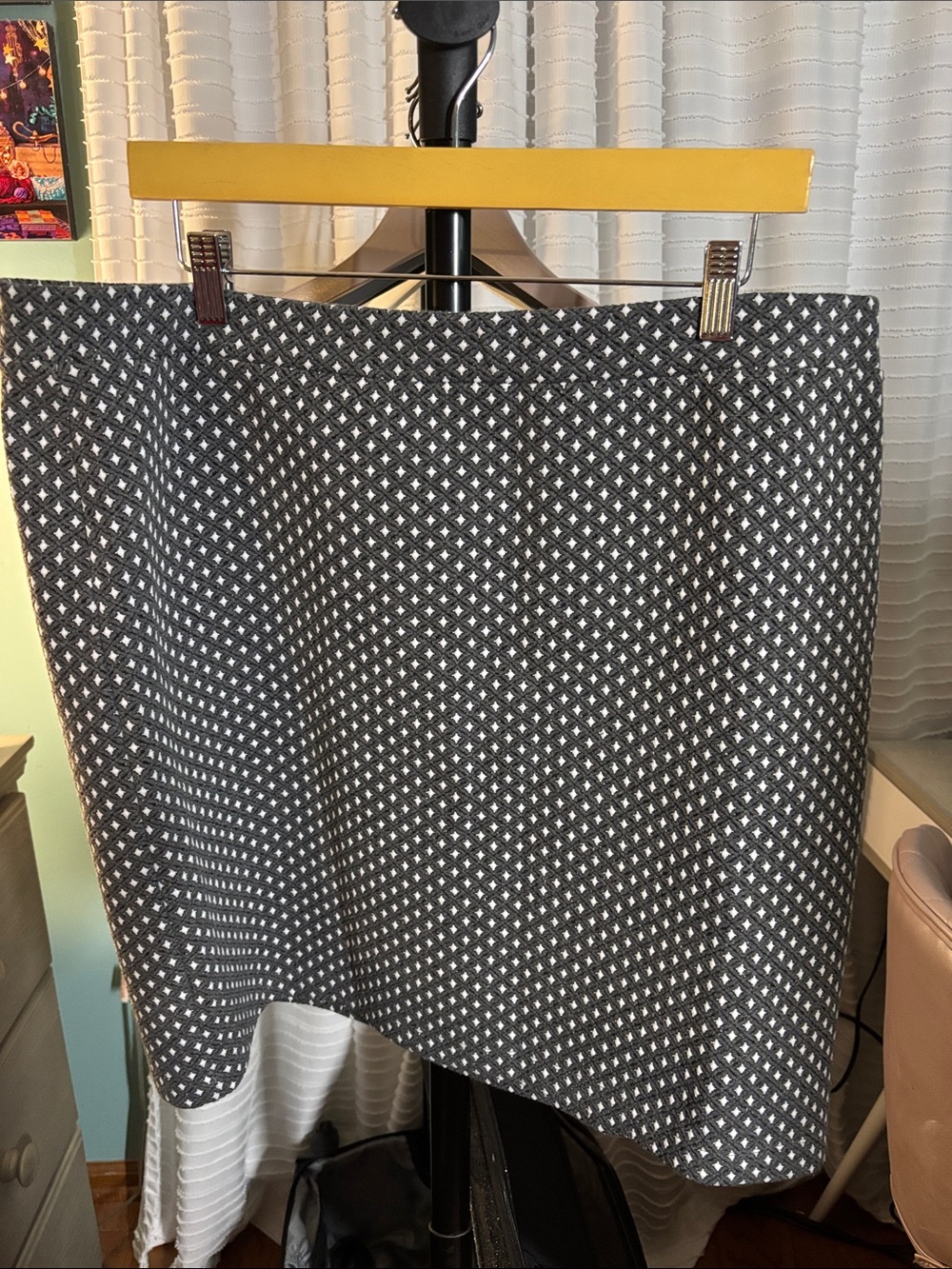 LOFT Black & White Geometric A-Line Skirt